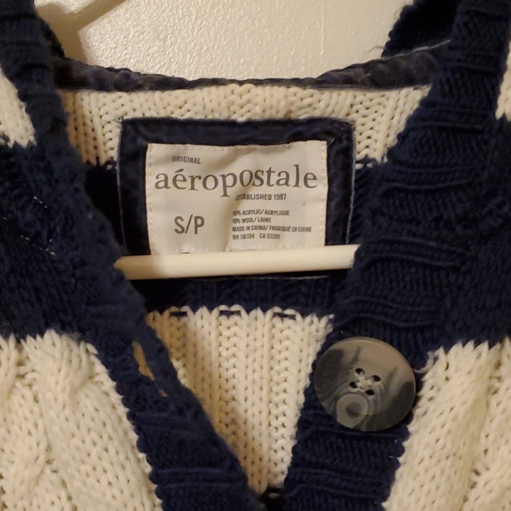 Sweater - Picture 3 of 3